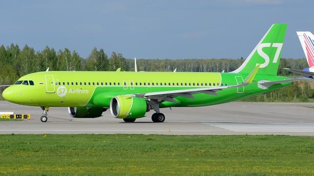 RA-73451:Airbus A320:S7 Airlines